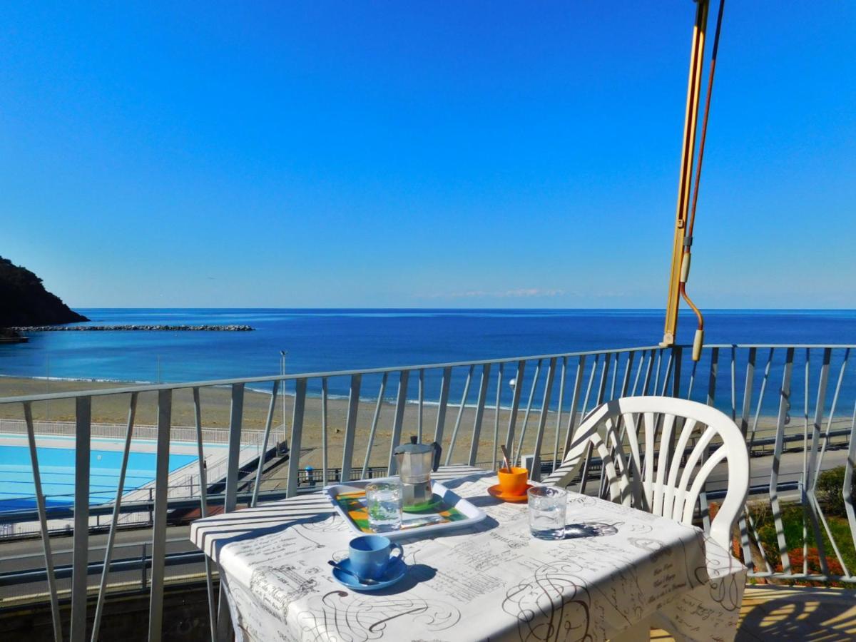 Trilocale Con Meravigliosa Vista Mare, Levanto Eksteriør bilde